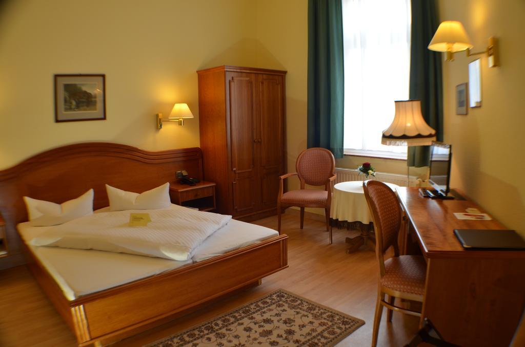 Hotel Fürstenhof Rathenow Zimmer foto